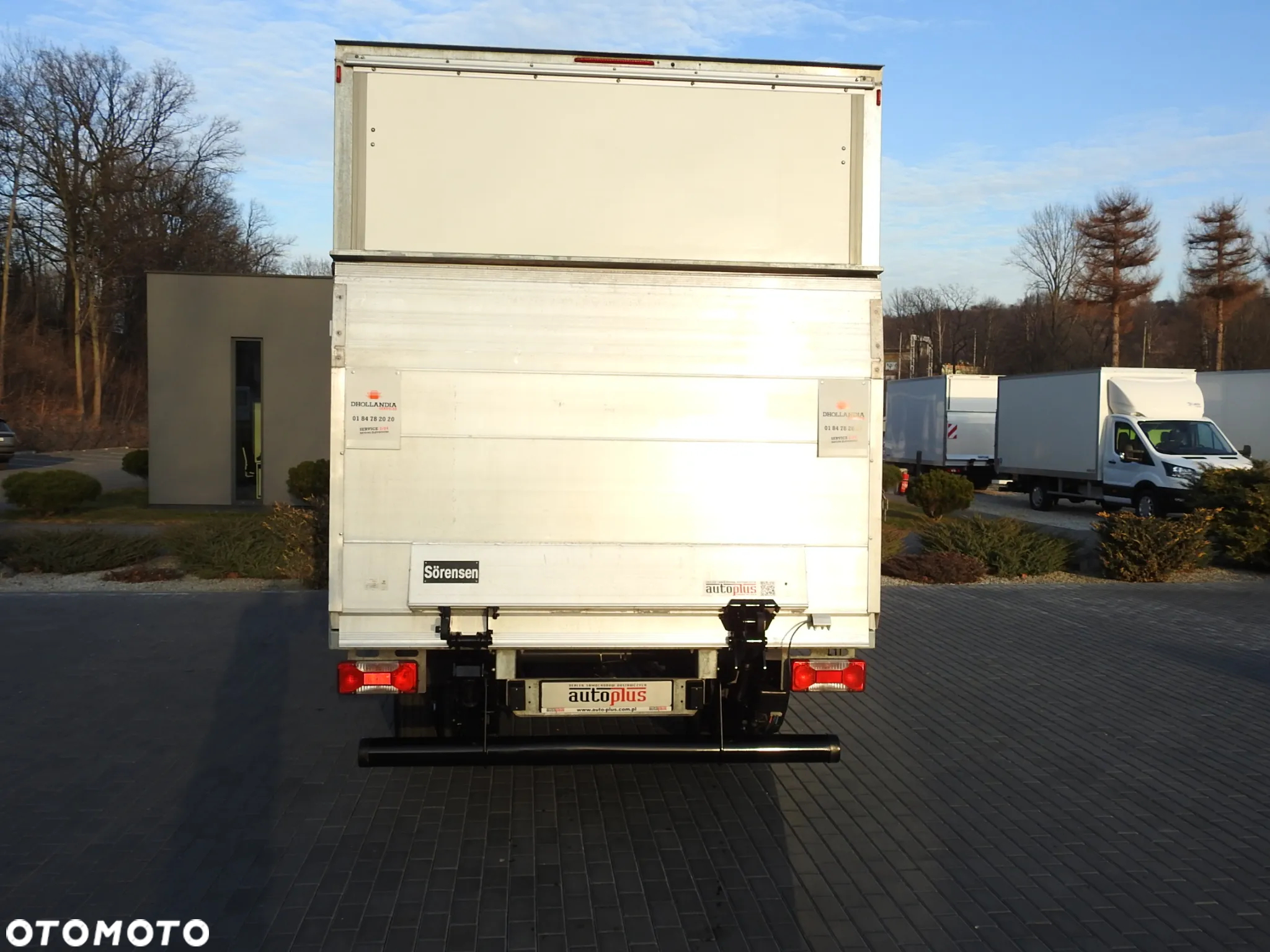 Iveco DAILY 35S16 KONTENER WINDA 8 PALET TEMPOMAT KLIMATYZACJA BLIŹNIACZE KOŁA 160KM [ 689599 ] - 11