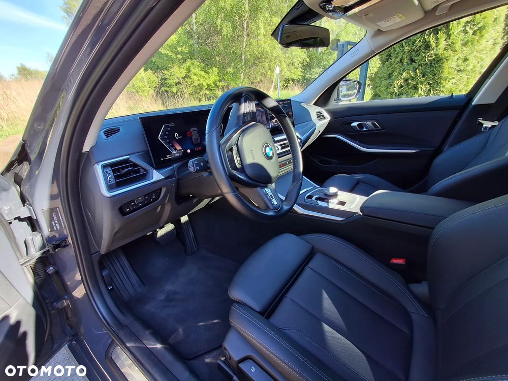 BMW Seria 3 320d xDrive mHEV sport - 19