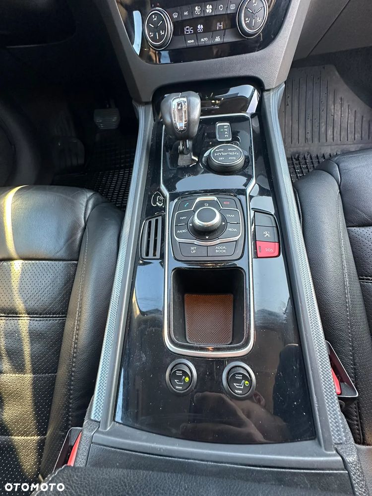 Peugeot 508 RXH 2.0 HDi HYbrid4 - 19