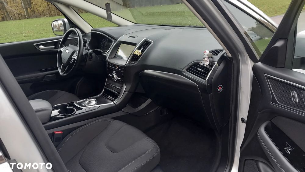 Ford S-Max 2.0 EcoBlue Titanium - 4