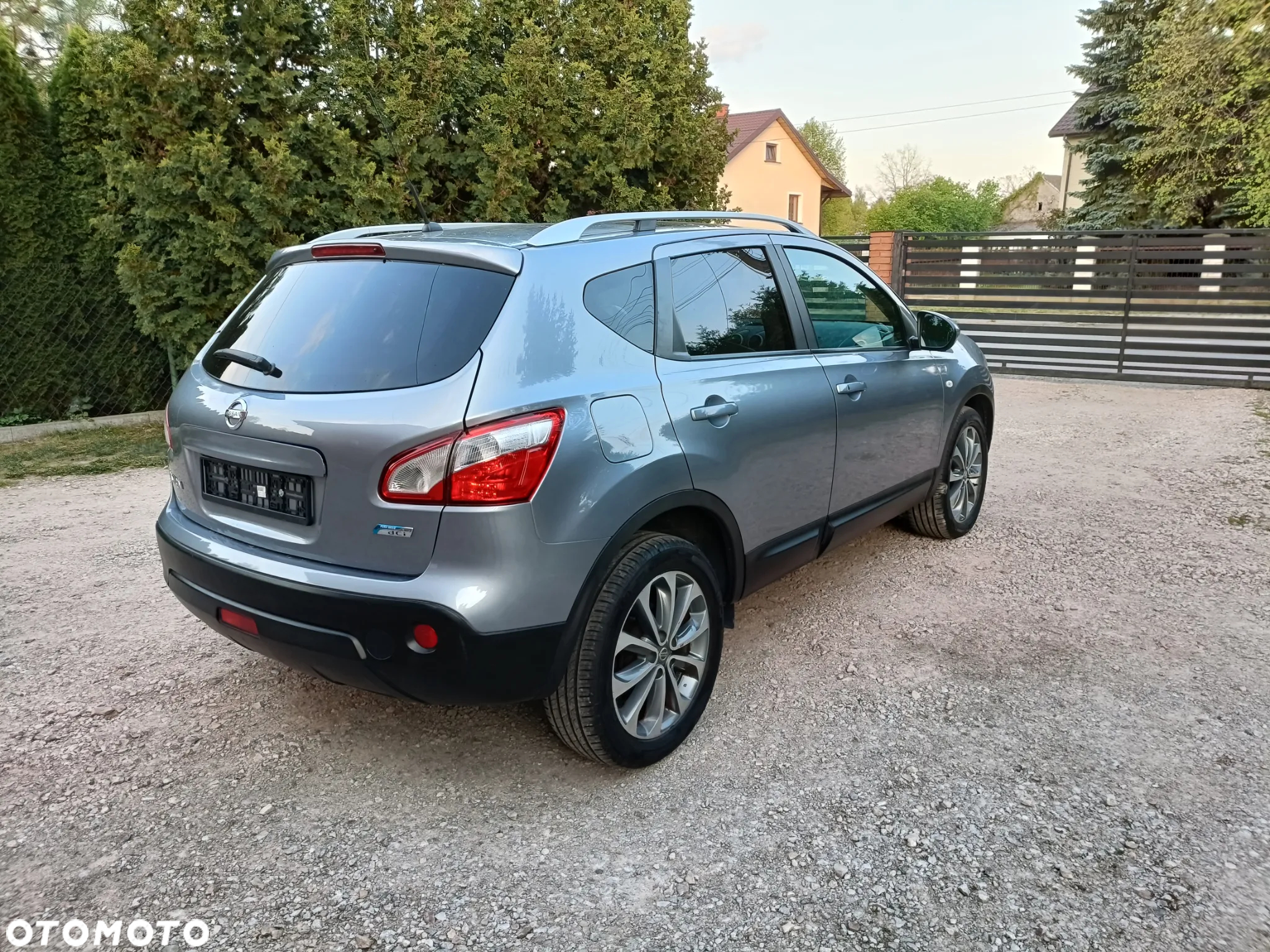 Nissan Qashqai 2.0 dCi DPF 4x4 360 - 4