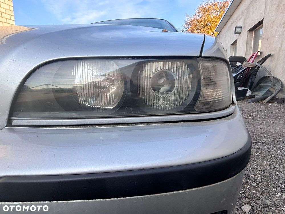 Lampa przednia lewa prawa BMW E39 520i - 1
