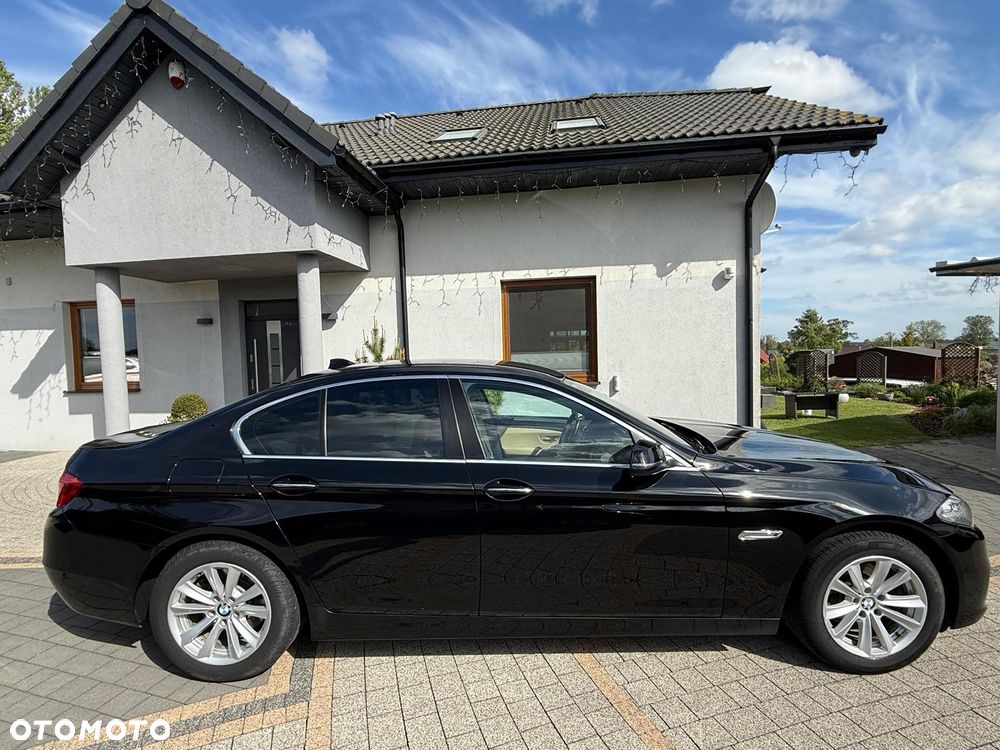 BMW Seria 5 520d xDrive - 3