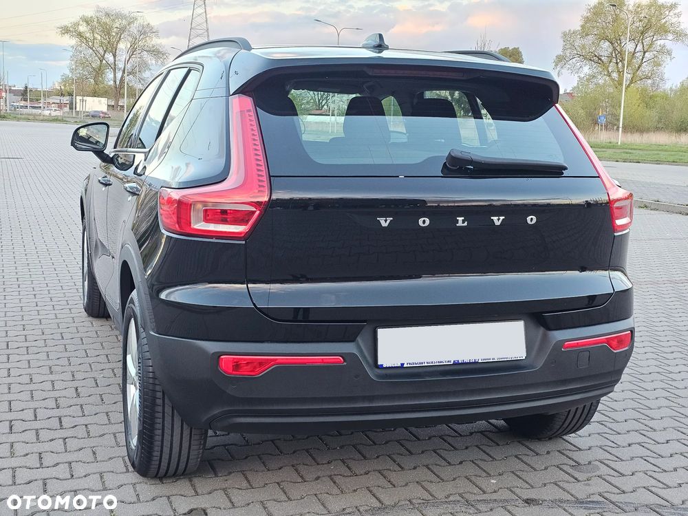 Volvo XC 40 T2 Essential - 9
