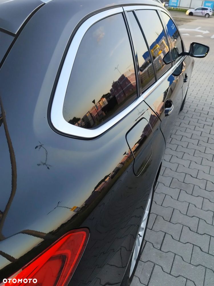 BMW Seria 5 520d Luxury Line - 12