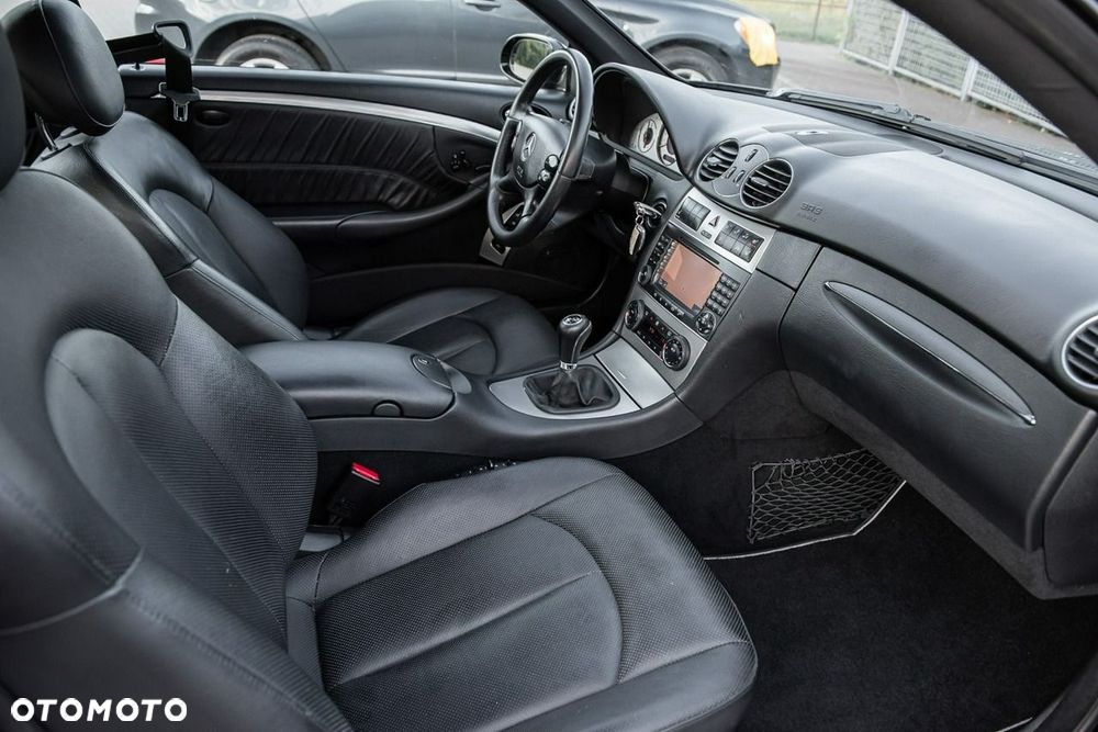 Mercedes-Benz CLK 280 Avantgarde Sport Edition - 9