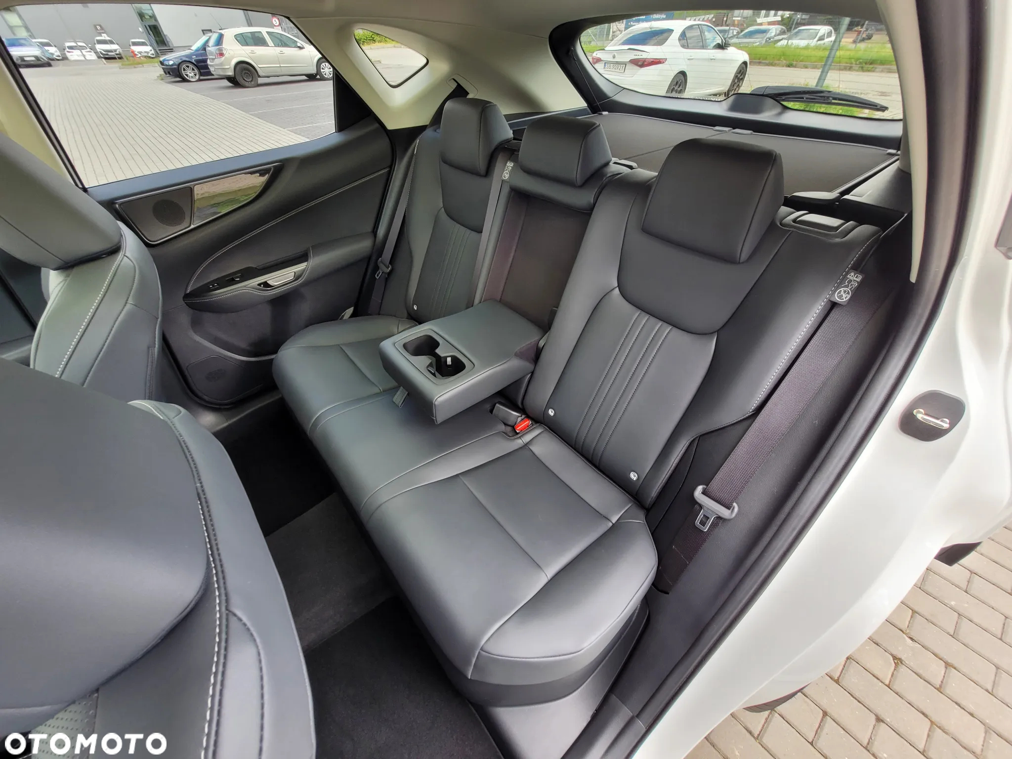Lexus NX 350h Prestige AWD - 13