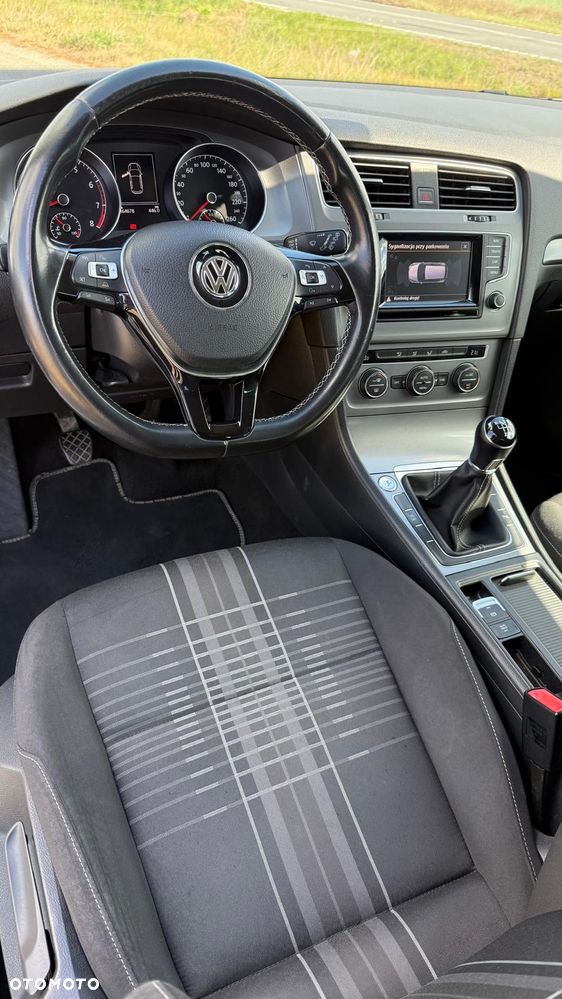 Volkswagen Golf 1.2 TSI BlueMot Comfortline - 19
