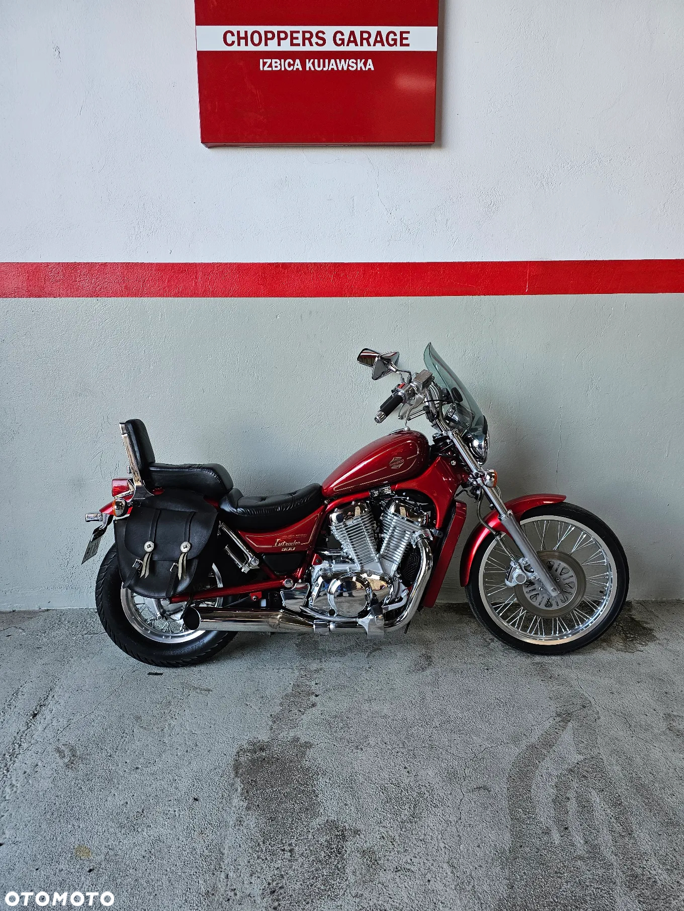 Suzuki Intruder - 2