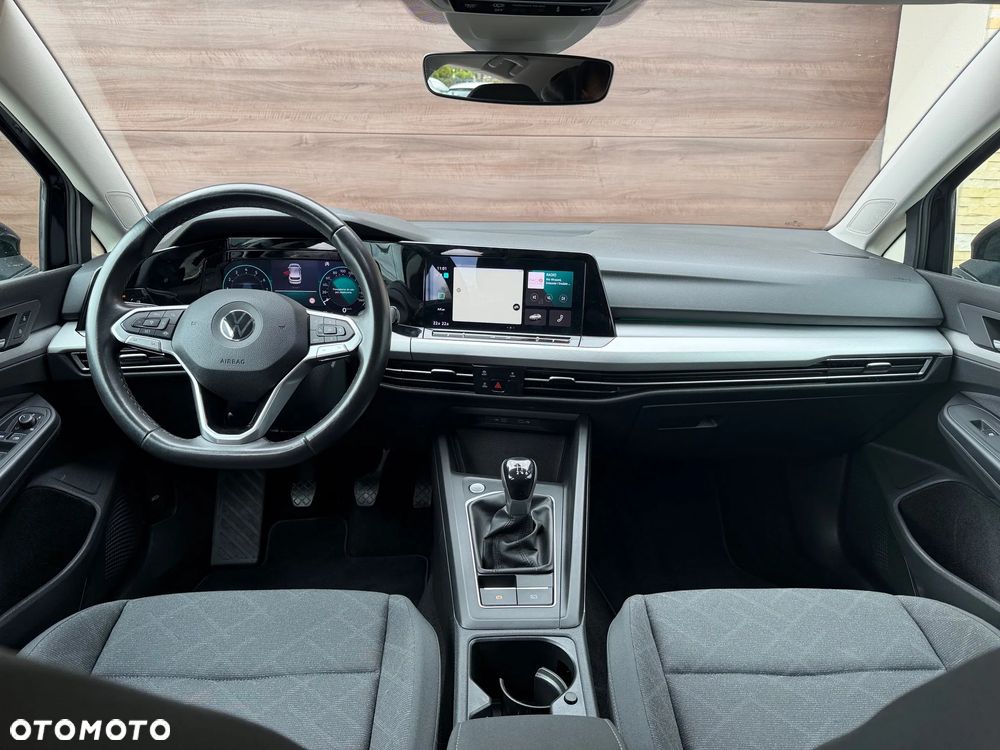Volkswagen Golf - 12