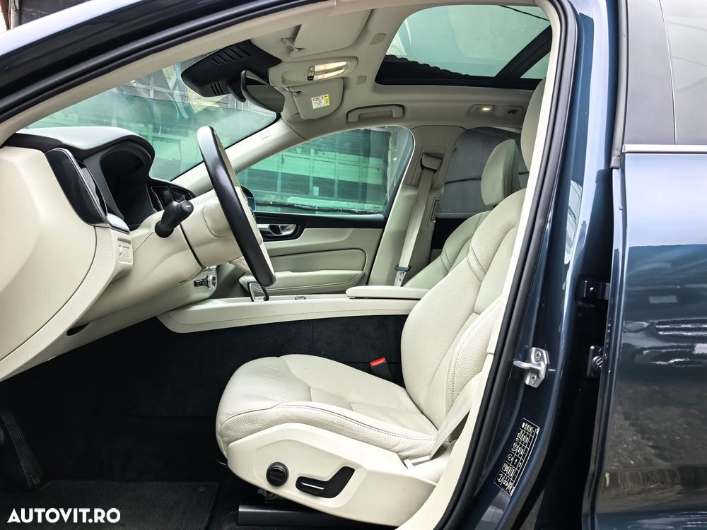 Volvo XC 60 T8 AWD Recharge Geartronic Inscription Expression - 6