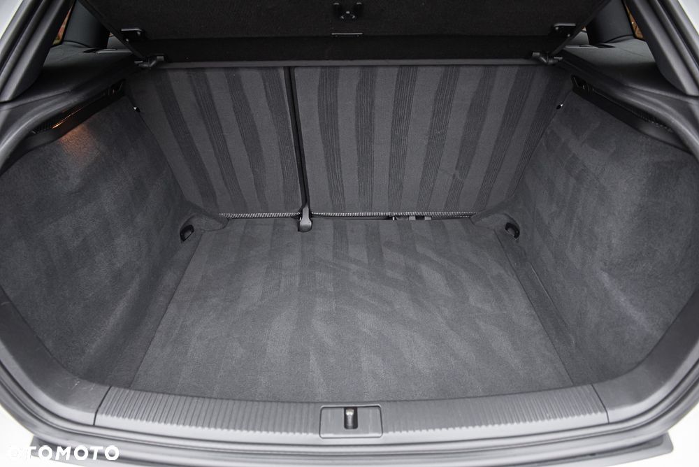 Audi A3 Sportback 1.4 TFSI S line Sportpaket - 25