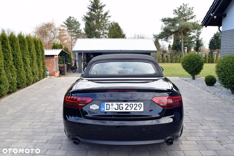 Audi A5 Cabrio - 38