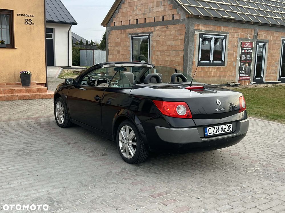 Renault Megane 1.6 Confort Authentique - 8