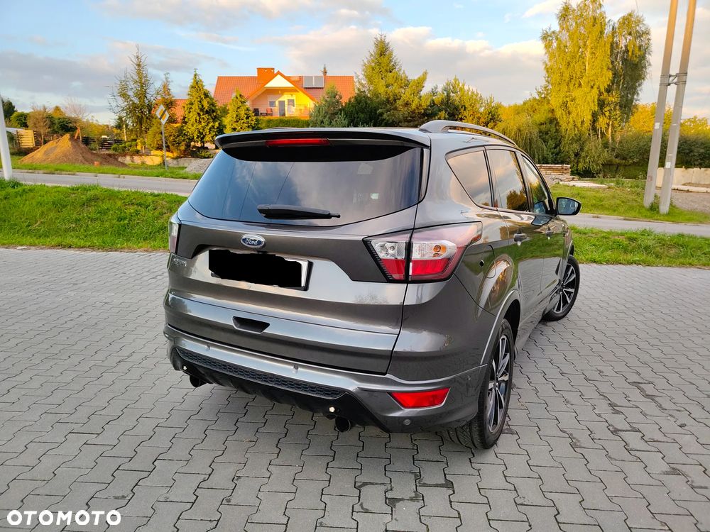 Ford Kuga 1.5 TDCi FWD ST-Line - 11