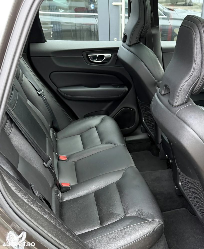 Volvo XC 60 D4 AWD Geartronic Inscription - 10