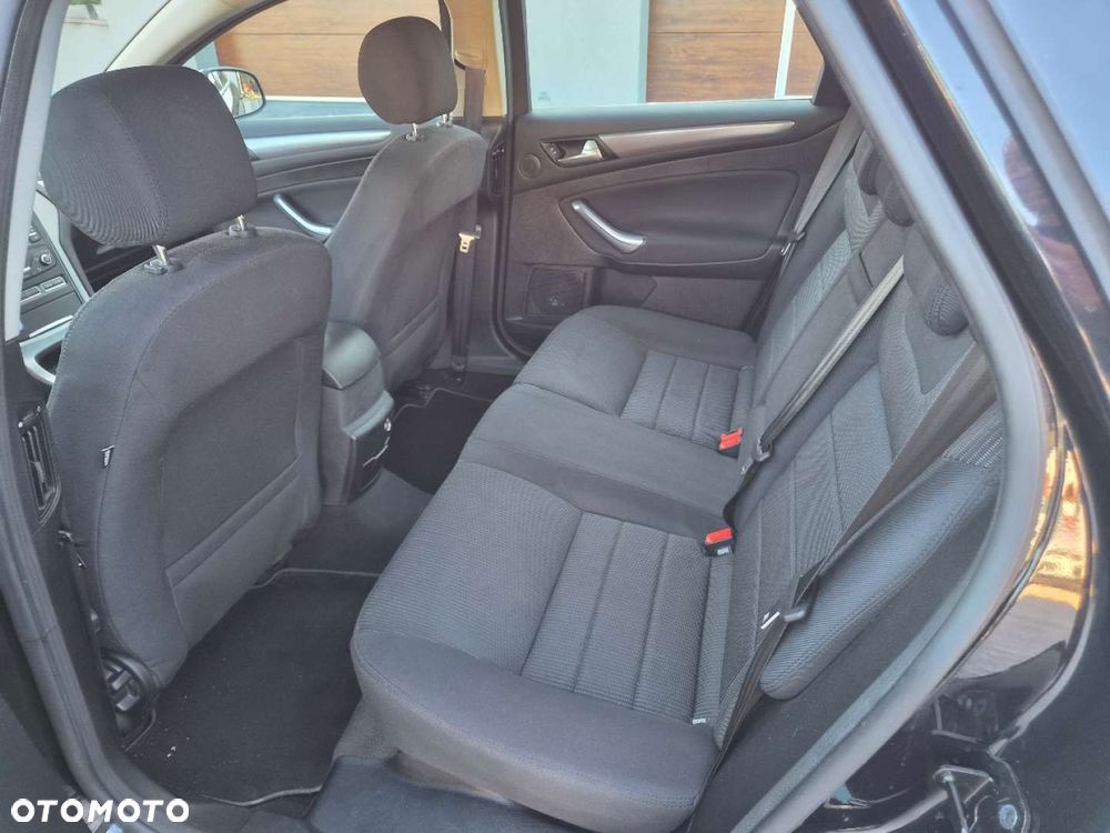 Ford Mondeo 2.0 TDCi Titanium - 17