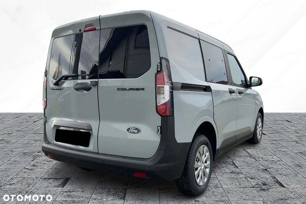 Ford Transit Courier - 5