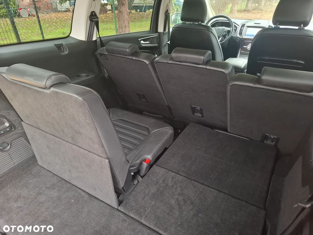Ford Galaxy - 10
