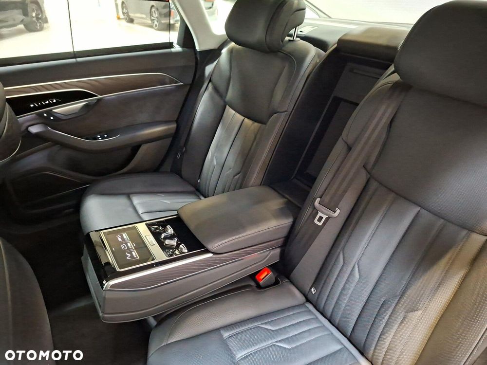 Audi A8 - 18
