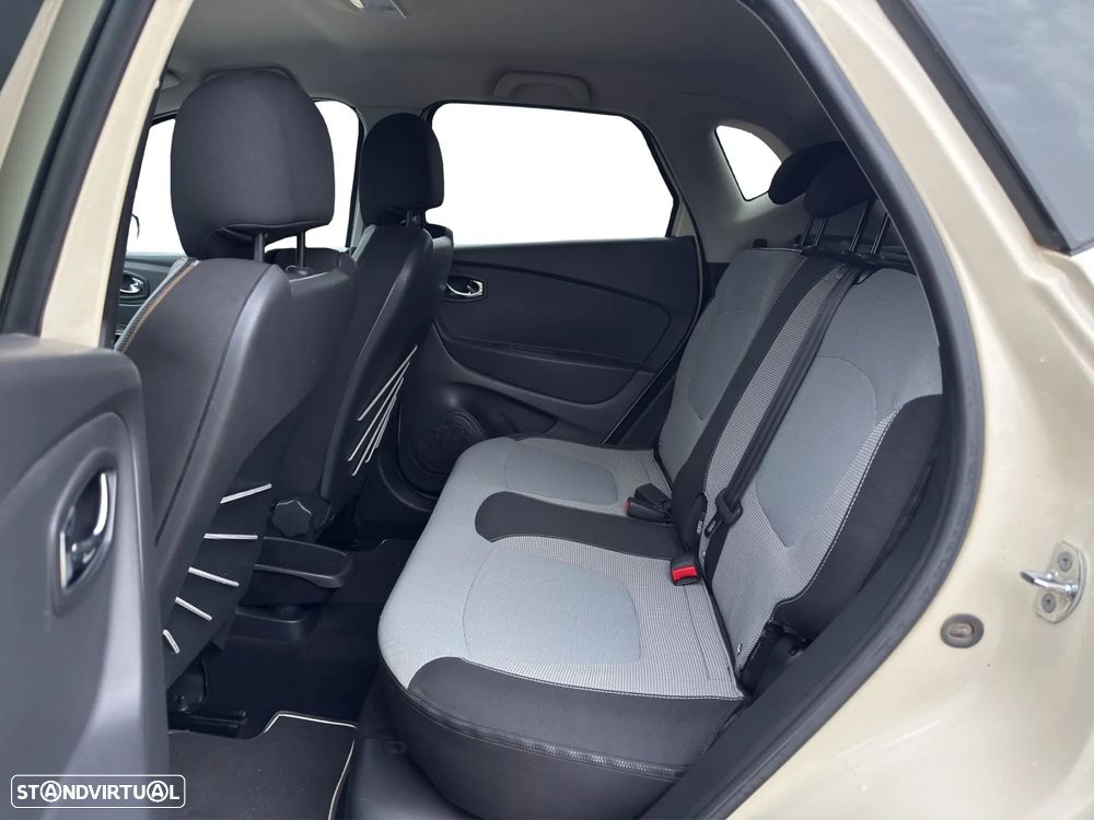 Renault Captur 0.9 TCE Exclusive - 12
