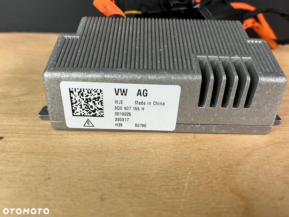 VW Skoda Audi przetwornica napięcia ładowarka gniazdo 5Q0907155H - 3