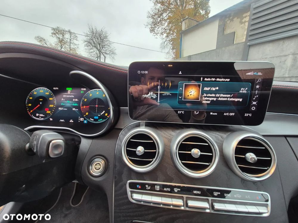 Mercedes-Benz Klasa C 200 Coupe 4Matic 9G-TRONIC AMG Line - 9