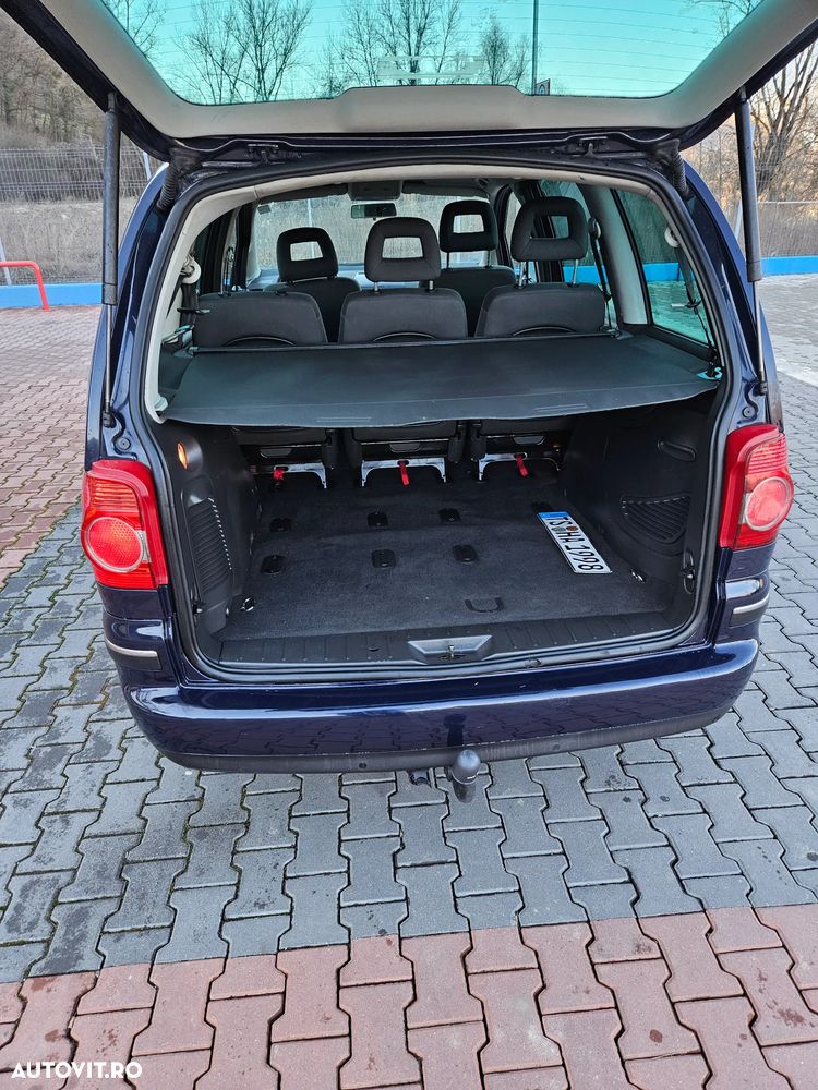 Volkswagen Sharan 1.9 TDI 4Motion Exclusive Edition II - 13