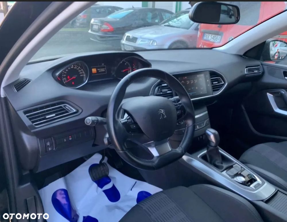 Peugeot 308 SW 1.6 BlueHDi Active S&S - 14