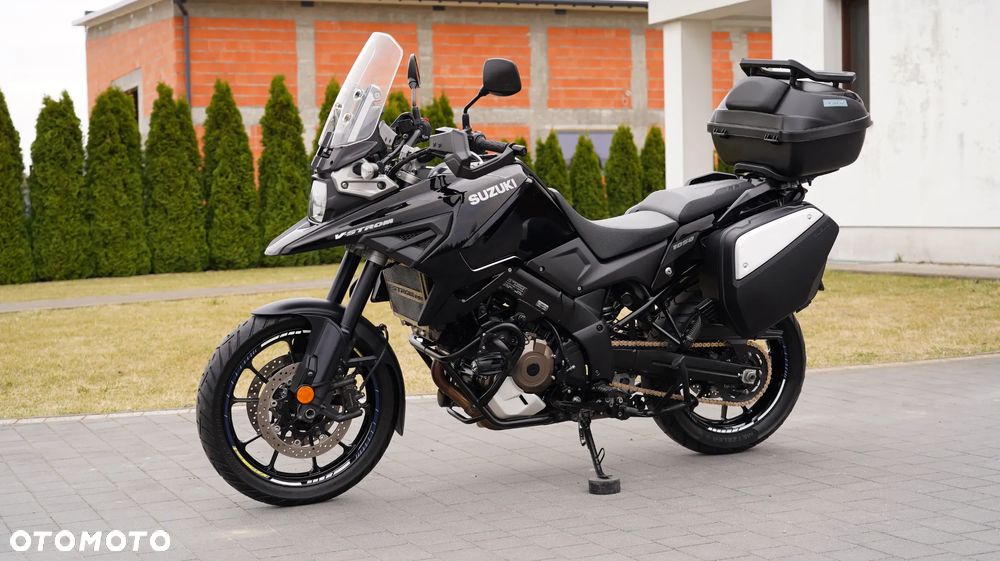 Suzuki V-STROM - 3