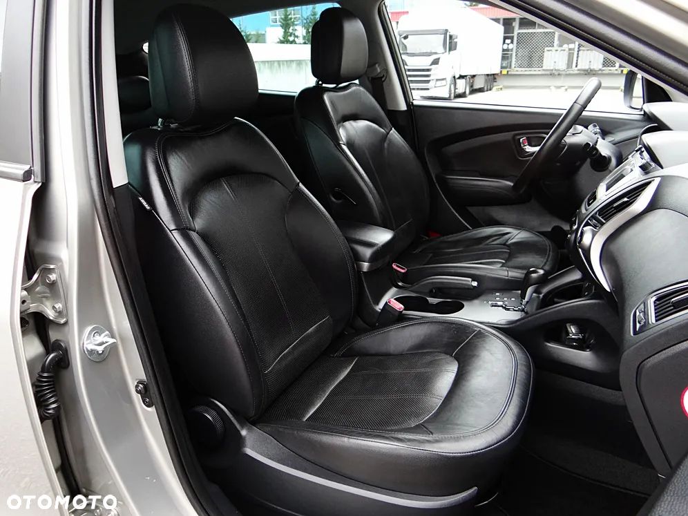 Hyundai ix35 2.0 CRDi 4WD Automatik Premium - 33