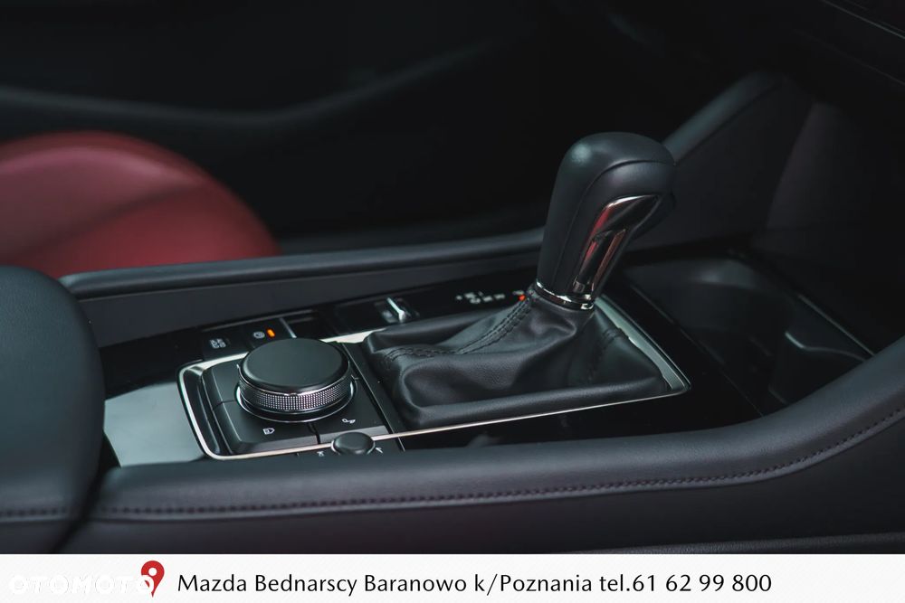 Mazda 3 2.0 mHEV Takumi - 24