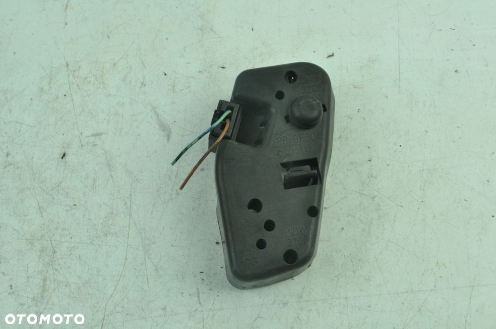 Bmw E46 Wkład Lampy Oprawka Gniazdo Żarówki W Klapę Lewy Tył 8374809 - 2