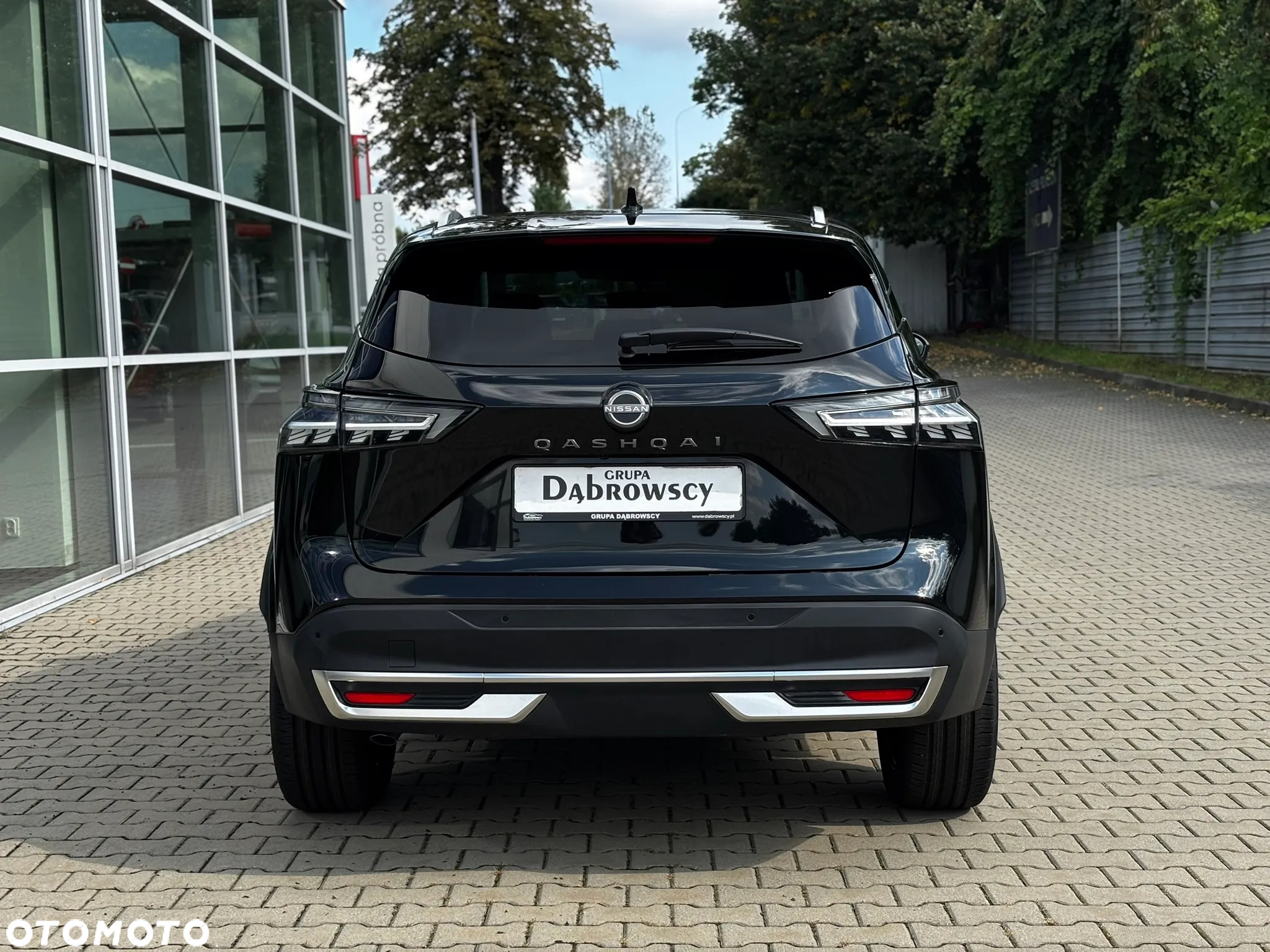 Nissan Qashqai 1.3 DIG-T mHEV 4x4 Tekna Xtronic - 4