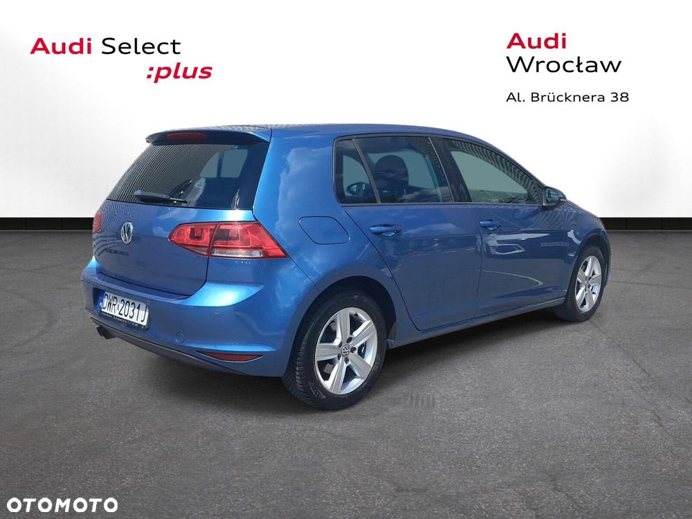 Volkswagen Golf - 4