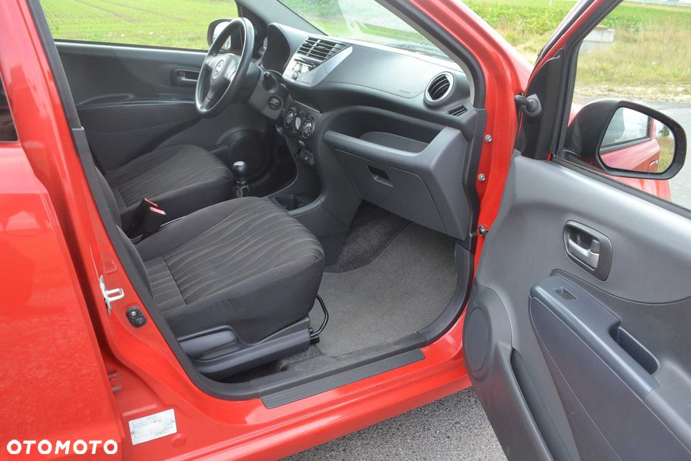 Nissan Pixo - 6