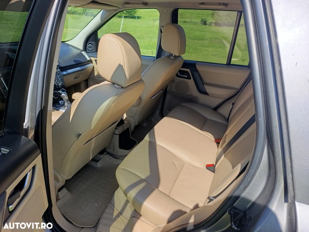 Land Rover Freelander 2.2 TD4 E - 8