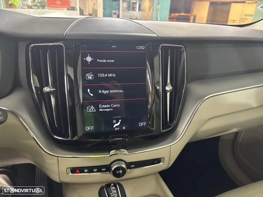 Volvo XC 60 2.0 D4 Momentum Plus Geartronic - 8