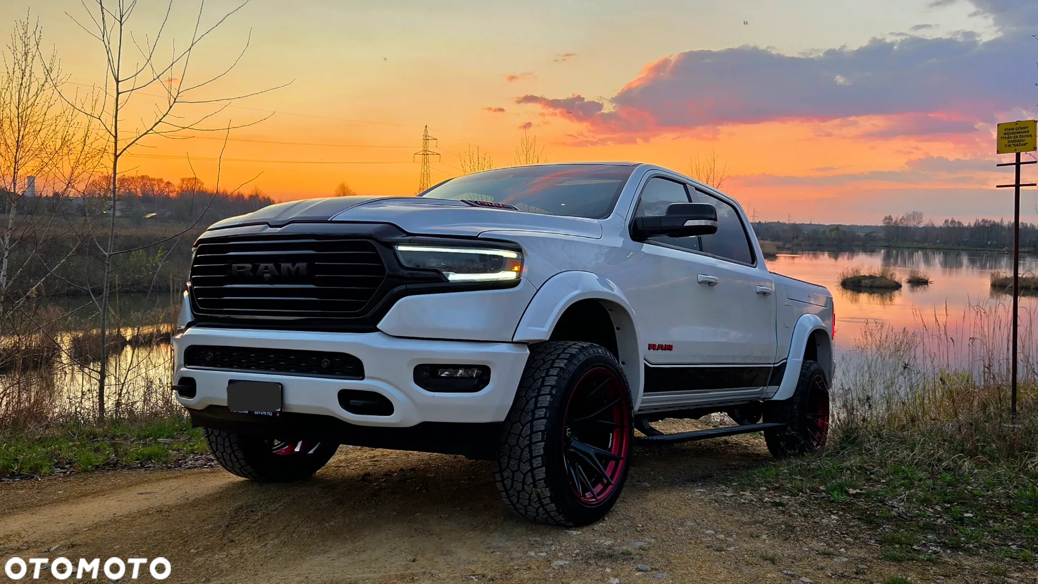 Dodge RAM 1500 5.7 4x4 - 2