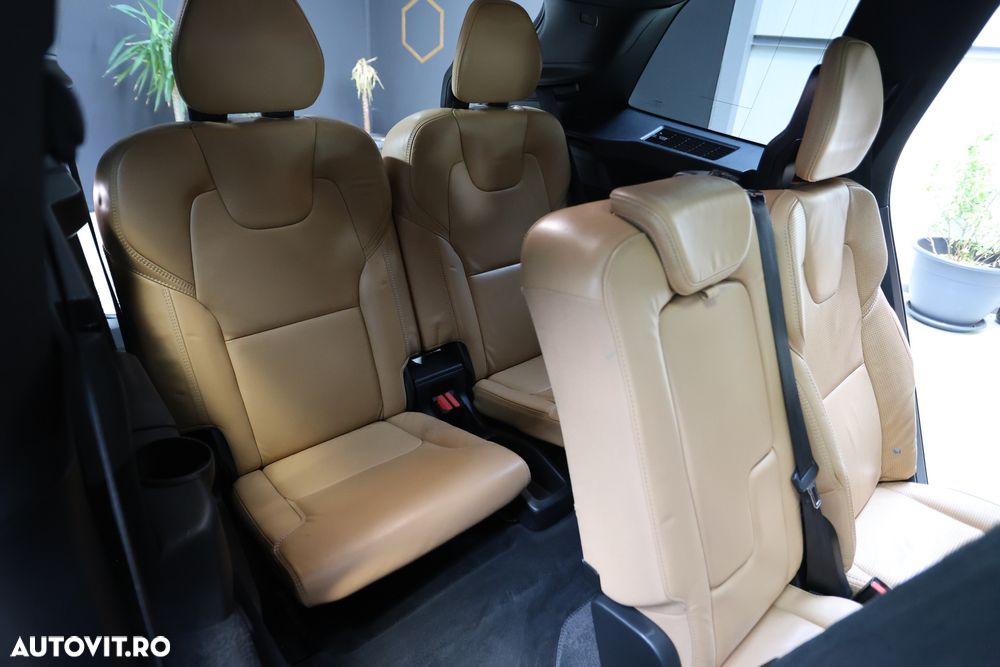 Volvo XC 90 T8 AWD Recharge Plus Bright - 12