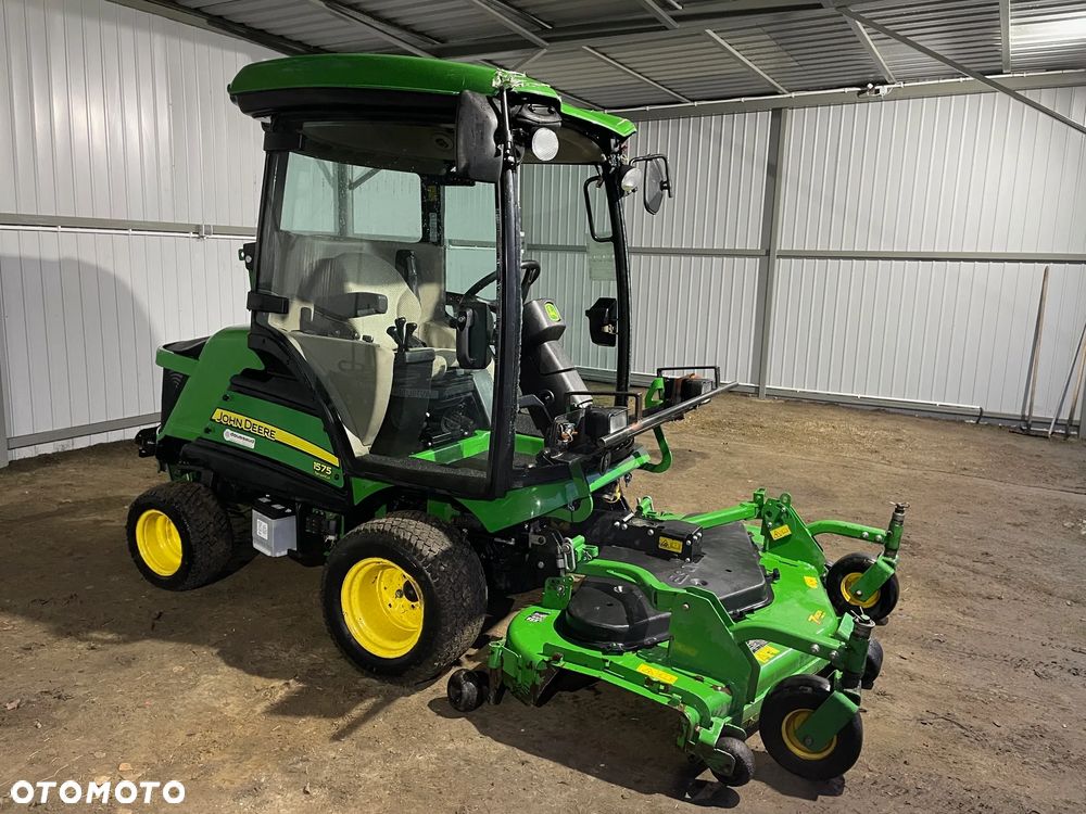John Deere F1575 - 1