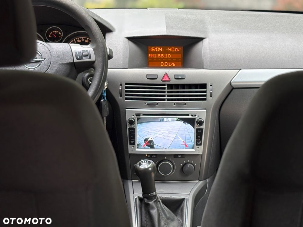 Opel Astra GTC 1.6 Edition - 18