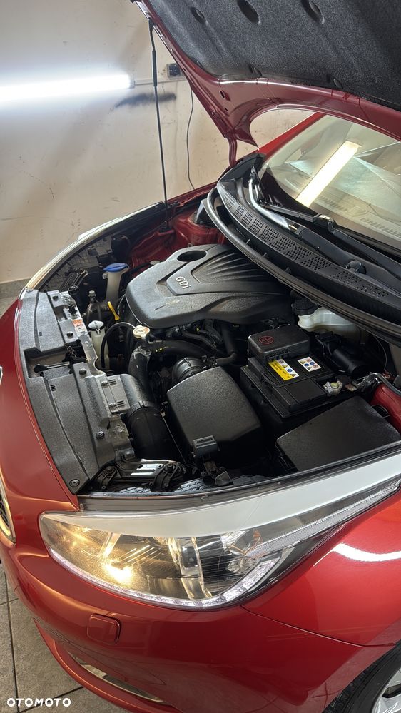 Kia Ceed 1.6 GDI Platinum Edition - 27