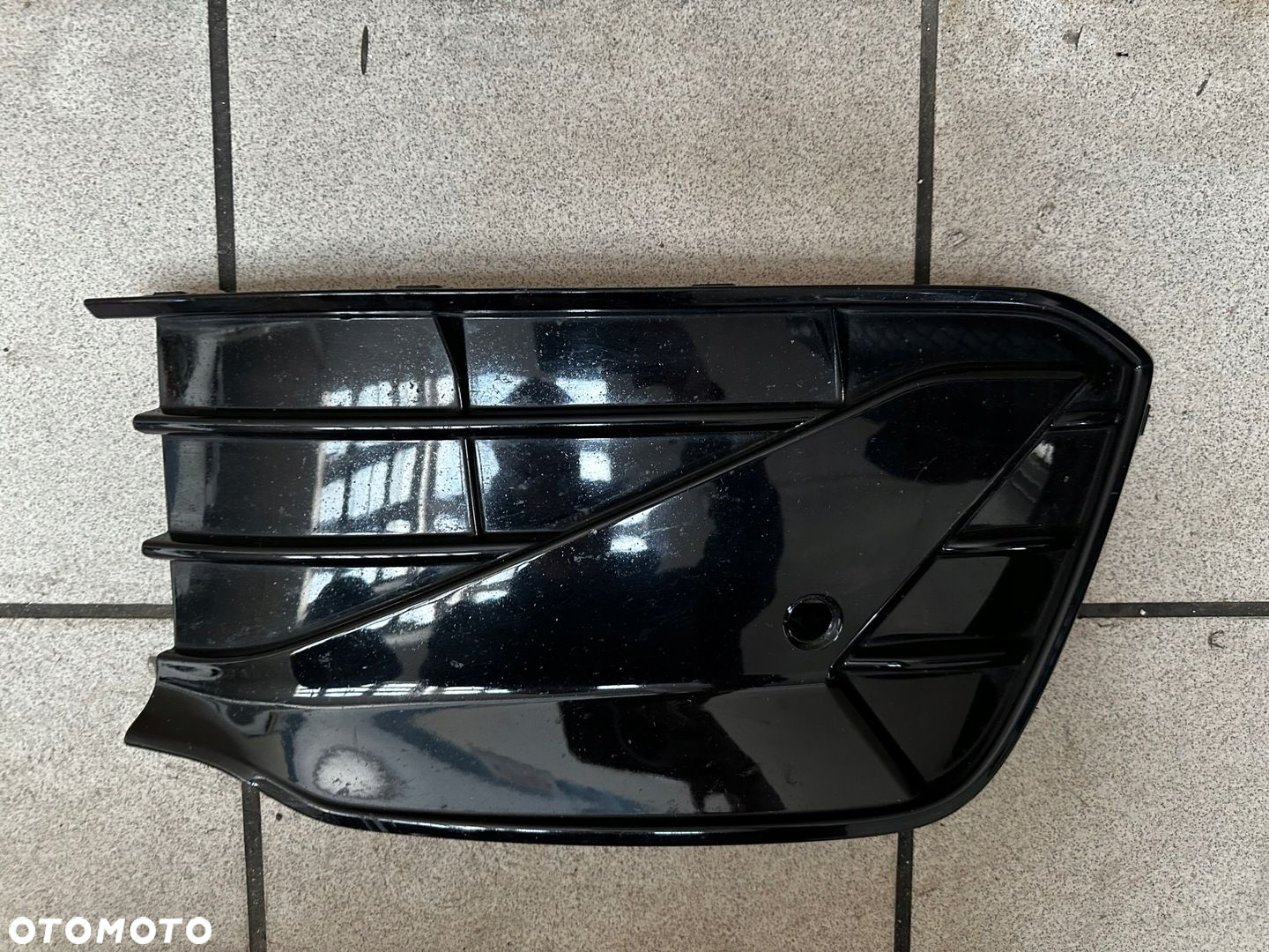 KRATKA PRAWA ZDERZAKA PRZÓD PRZEDNIEGO VW GOLF VIII 8 5H0 R-LINE 5H0853666H - 4