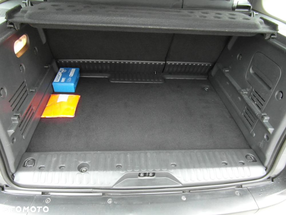 Renault Kangoo 1.6 16V Privilege - 8