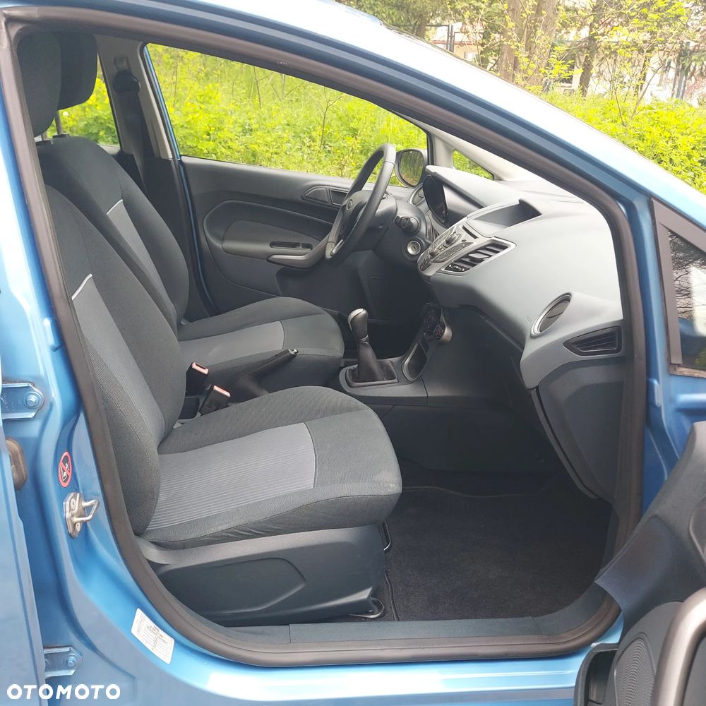 Ford Fiesta 1.25 Ambiente - 10