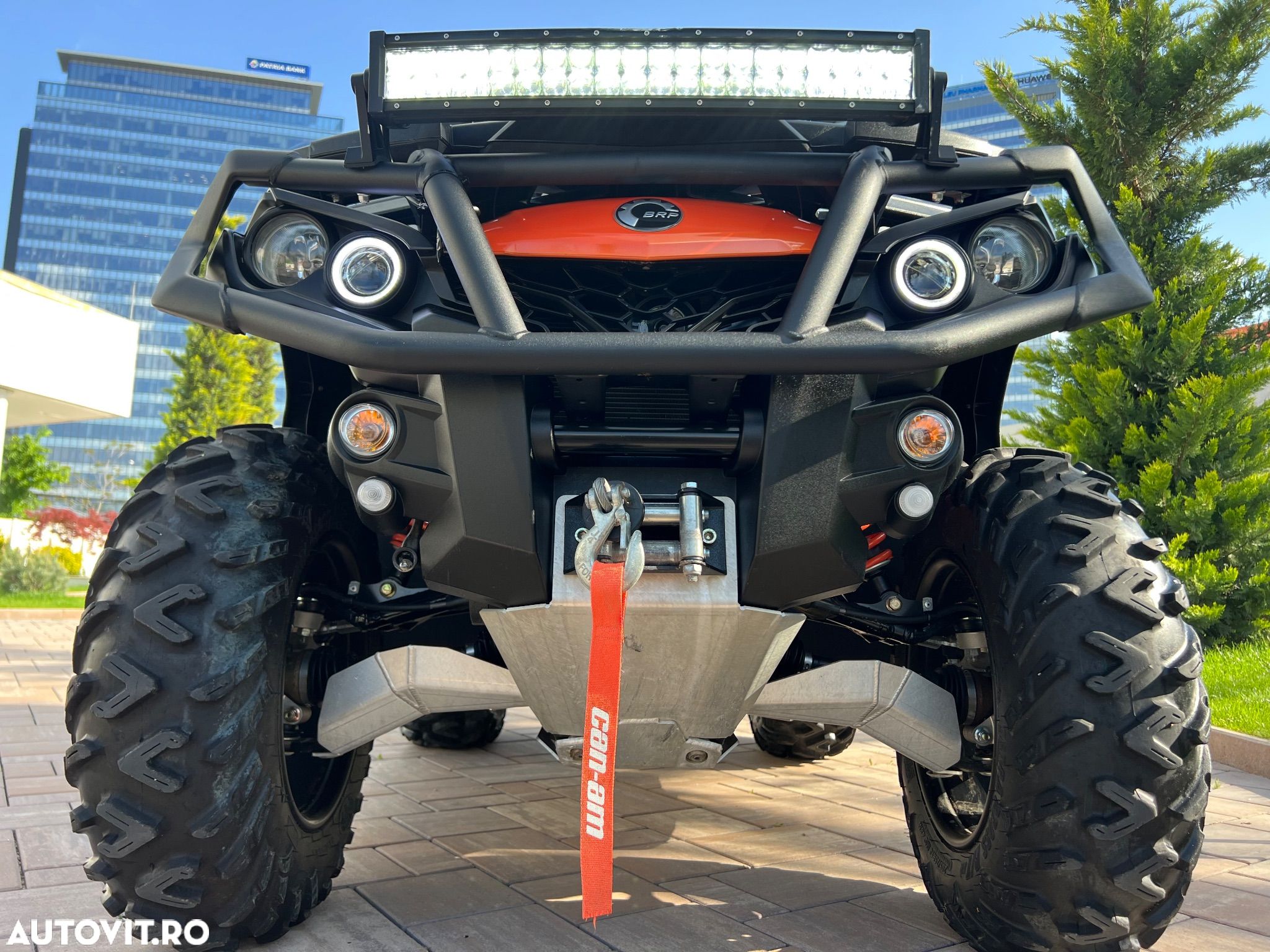 Can-Am Outlander Max - 1