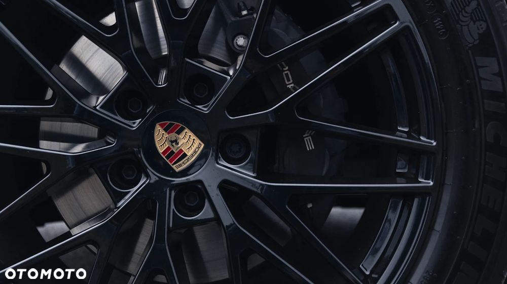 Porsche Cayenne - 15