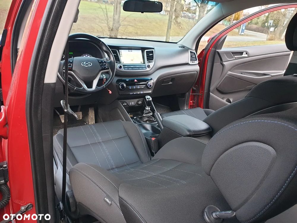 Hyundai Tucson blue 1.7 CRDi 2WD Style - 14