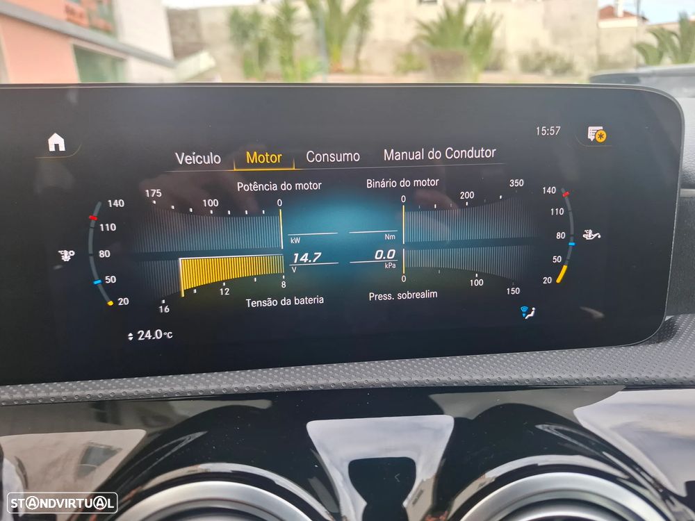 Mercedes-Benz A 200 7G-DCT AMG Line - 22